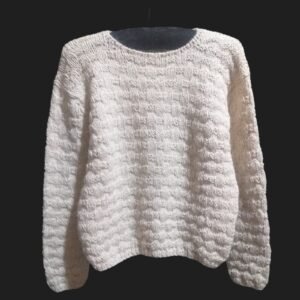 Pullover punto canastito, en alpaca natural. Cuello redondo